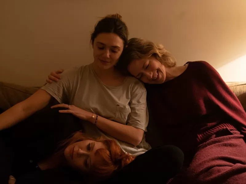 Su Netflix arriva His Three Daughters: di cosa parla il nuovo film di Elizabeth Olsen