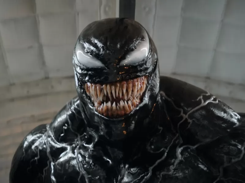 Venom: The Last Dance, il secchiello per i popcorn lancia la sfida a quello di Dune!