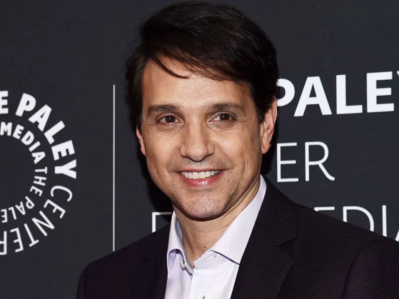 Ralph Macchio, la star di Karate Kid riceve la stella sulla Hollywood Walk of Fame