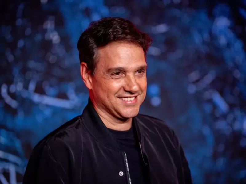 The Karate Kid, Ralph Macchio è il protagonista del nuovo video dei Coldplay!