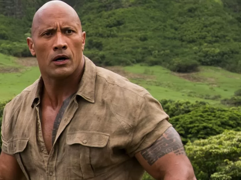 The Rock continua a sbagliarle tutte: criticato per il suo invito ai fan di Oceania 2