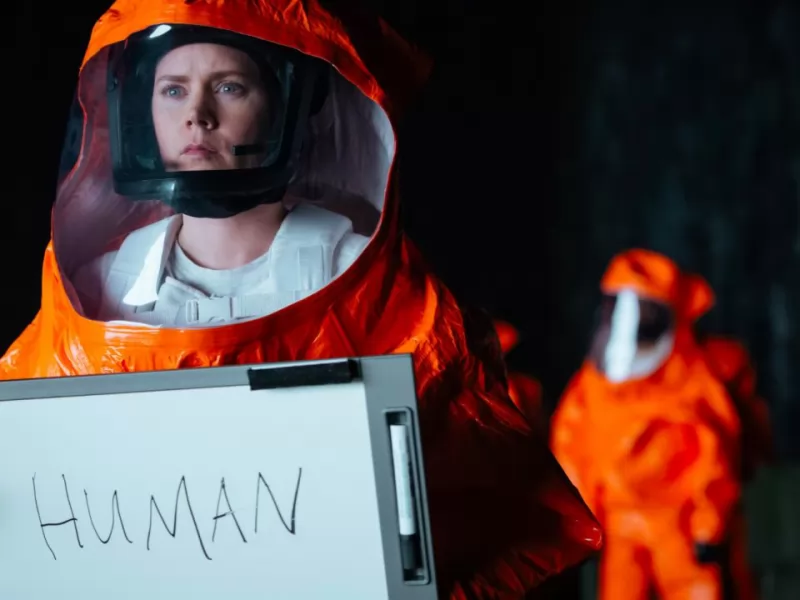 Denis Villeneuve onestissimo con Amy Adams in Arrival: “Non capisco nulla di ciò che dici”