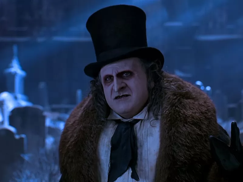 Ricordate la scimmia in Batman – Il Ritorno? Aveva morso Danny DeVito proprio lì…